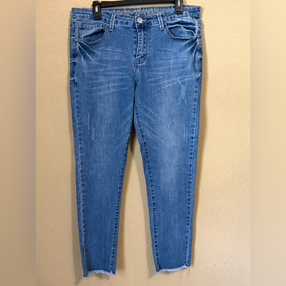GOGO Distressed Blue Ankle Jeans